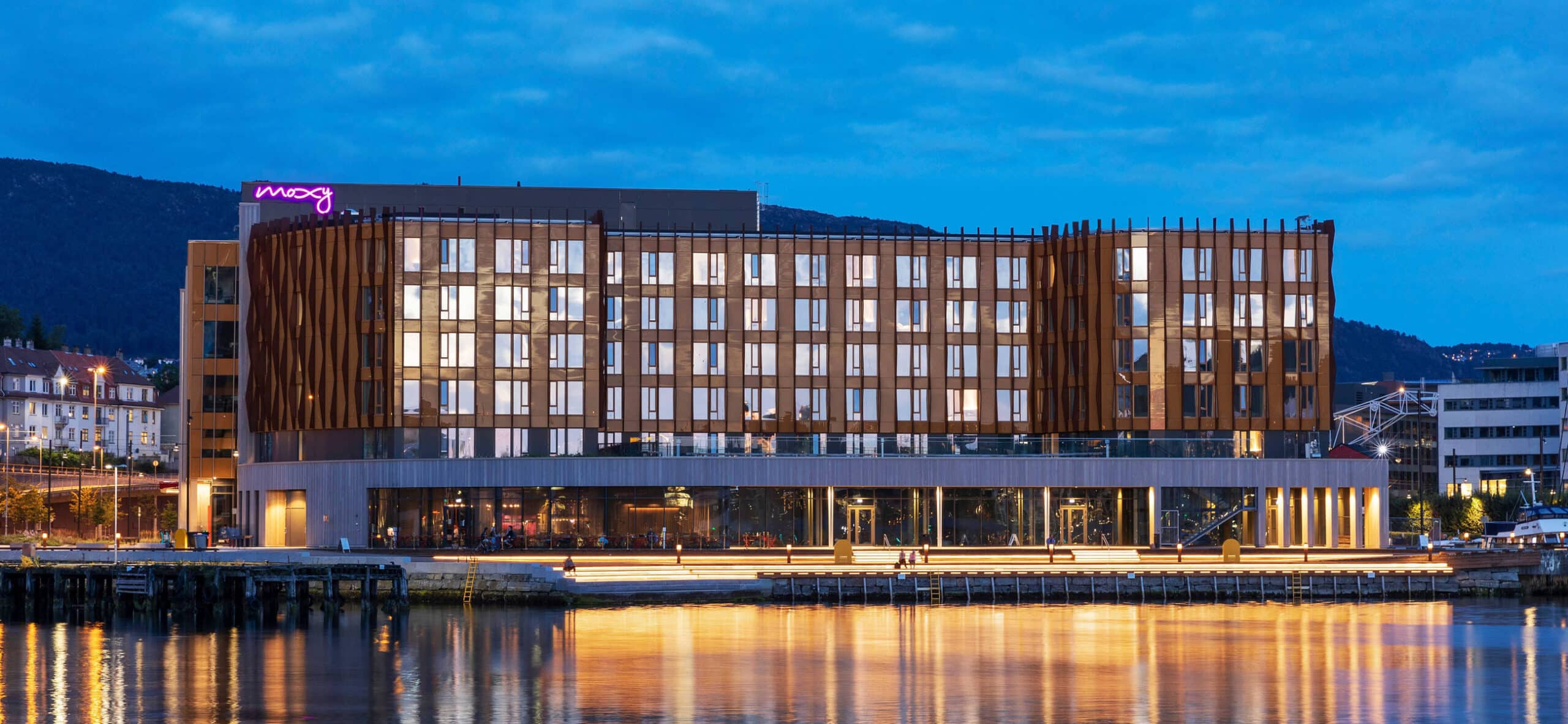 Moxy-Marriot-Bergen-scaled